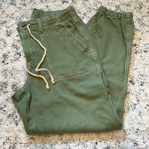 Super comfortable american eagle pants!  Bought brand new, only worn one time!